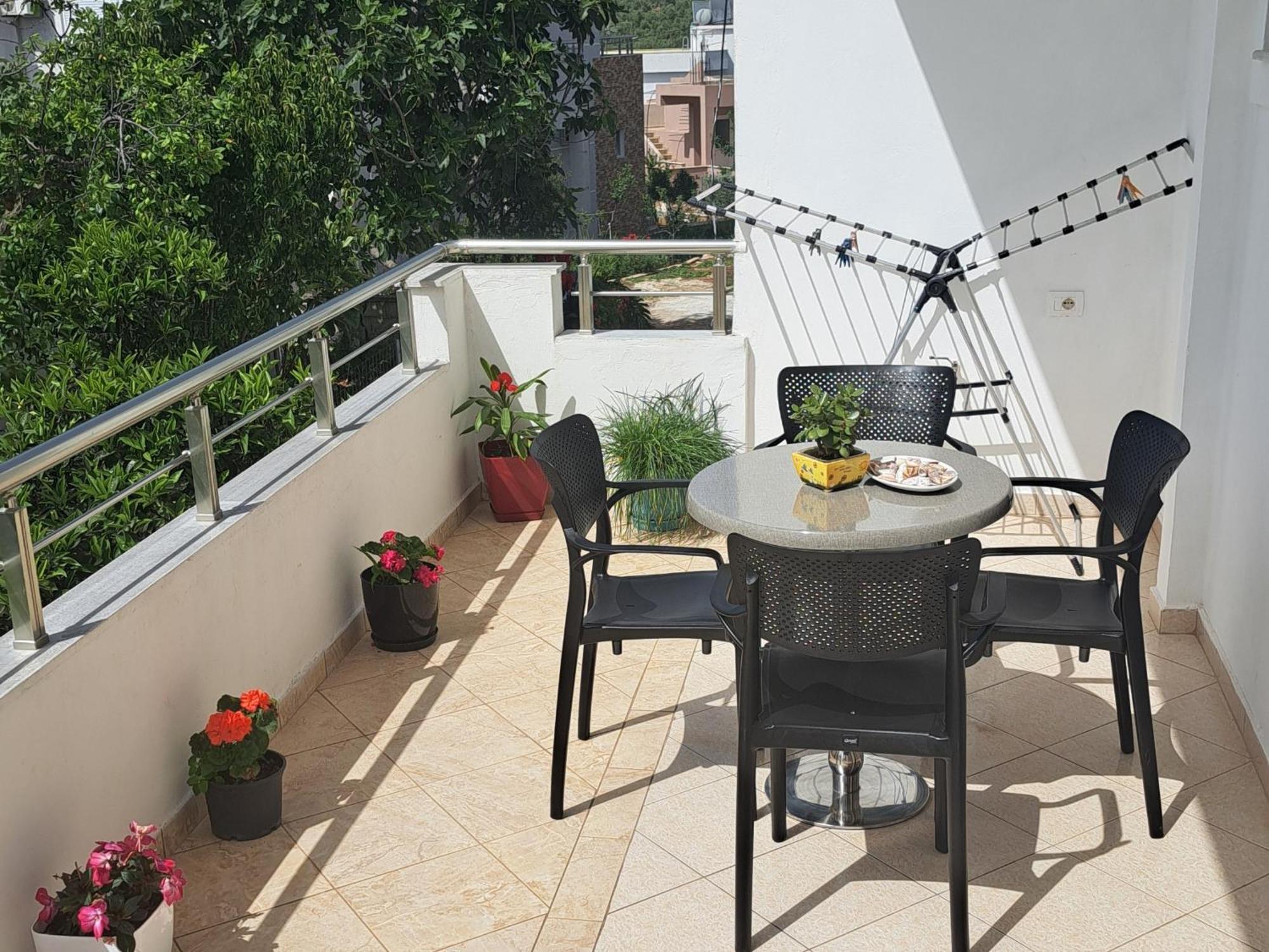 Guesthouse Shehu คซามิล ภายนอก รูปภาพ